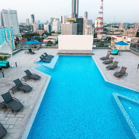 Luxent Hotel Кесон-Сити Экстерьер фото